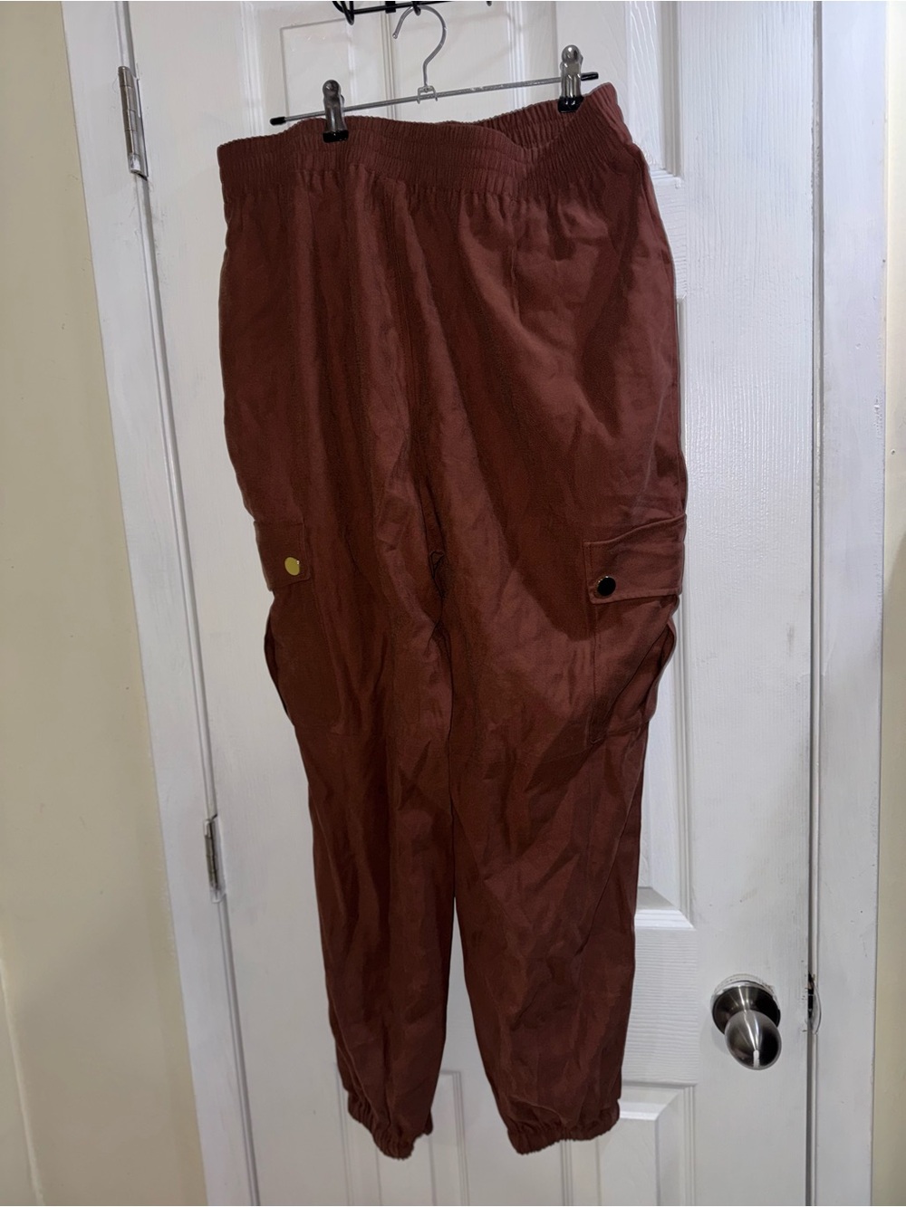 Inc Women’s Cargo Jogger Pants in Brown Size L Nwot - Picture 10 of 12